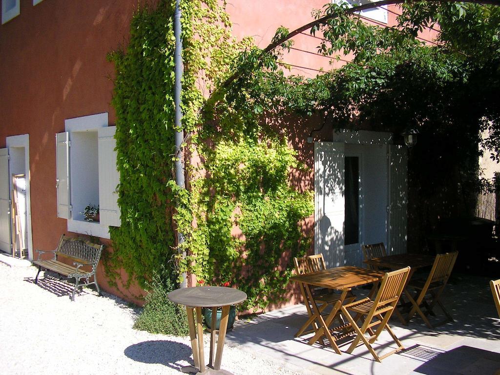 Les Passiflores Roussillon en Isere Kültér fotó